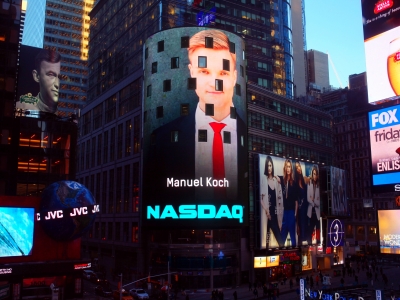 Manuel Koch auf der Nasdaq-Videowall am Times Square